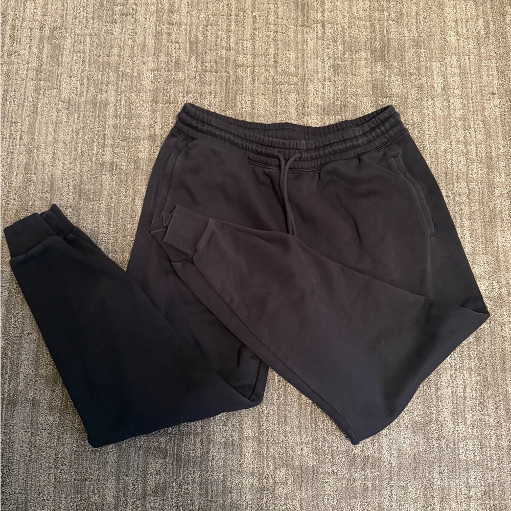Skims men’s joggers